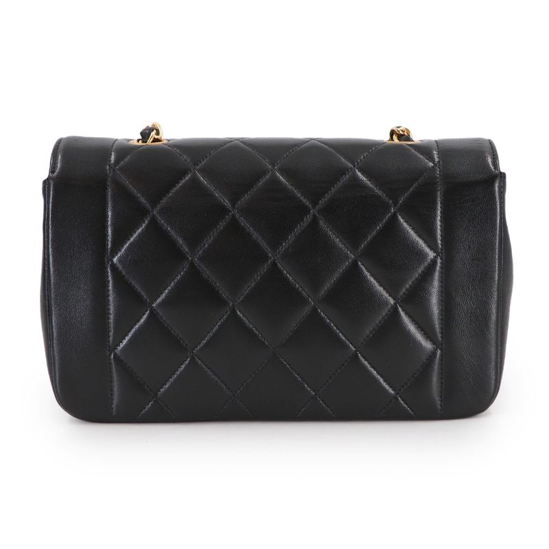 Chanel Diana Quilted 22 Chain Shoulder Bag Lambskin Black Vintage