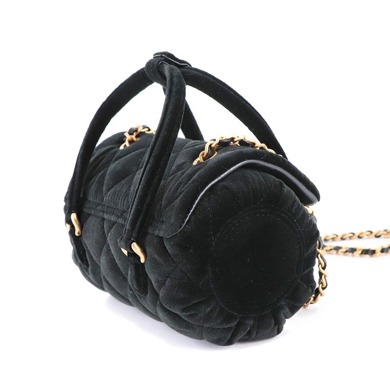 Chanel Quilted 2-Way Hand Chain Shoulder Bag Velvet Leather Main Item: Black