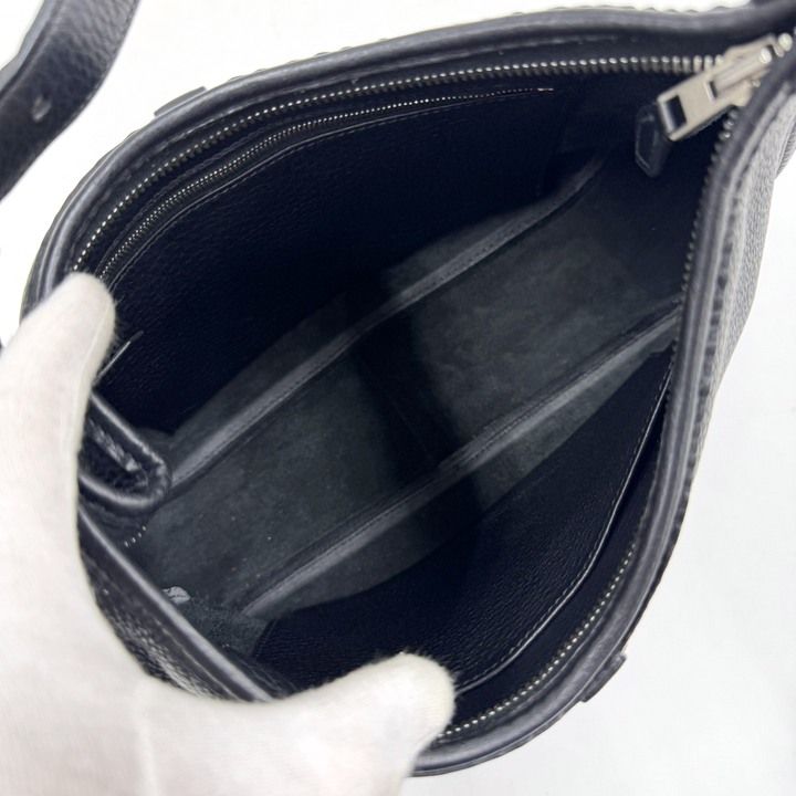 Hermes Trim 31 Shoulder Bag Black Togo