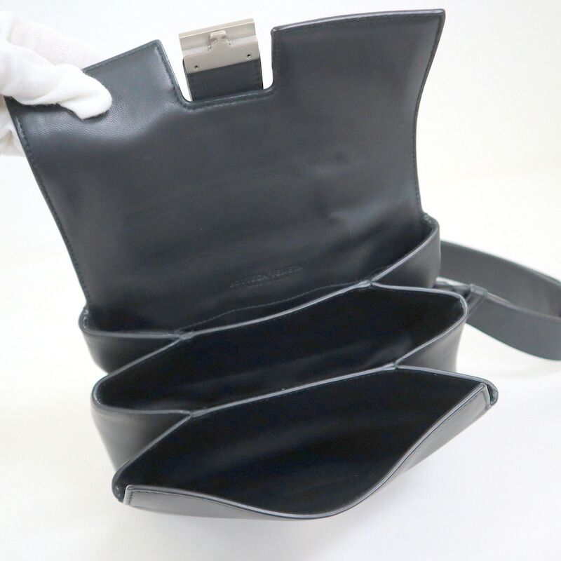 Bottega Veneta Piazza 2-Way Shoulder Bag Leather Black