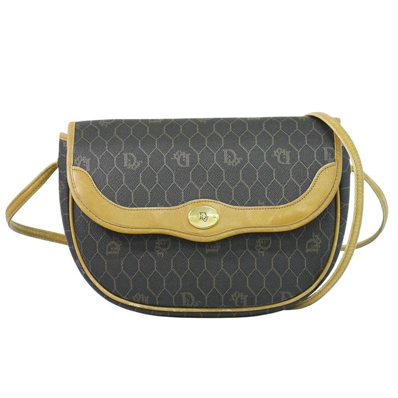 Dior Honeycomb Pattern Shoulder Bag Pochette Black Outside]