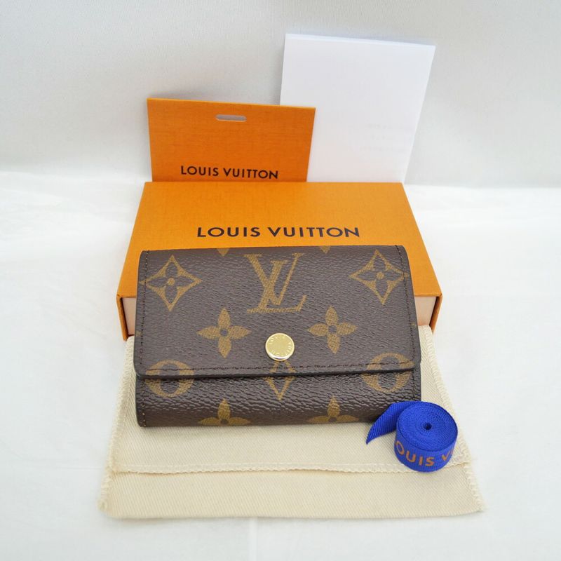 Louis Vuitton Multicles 6 Key Case 6 Monogram Key Holder