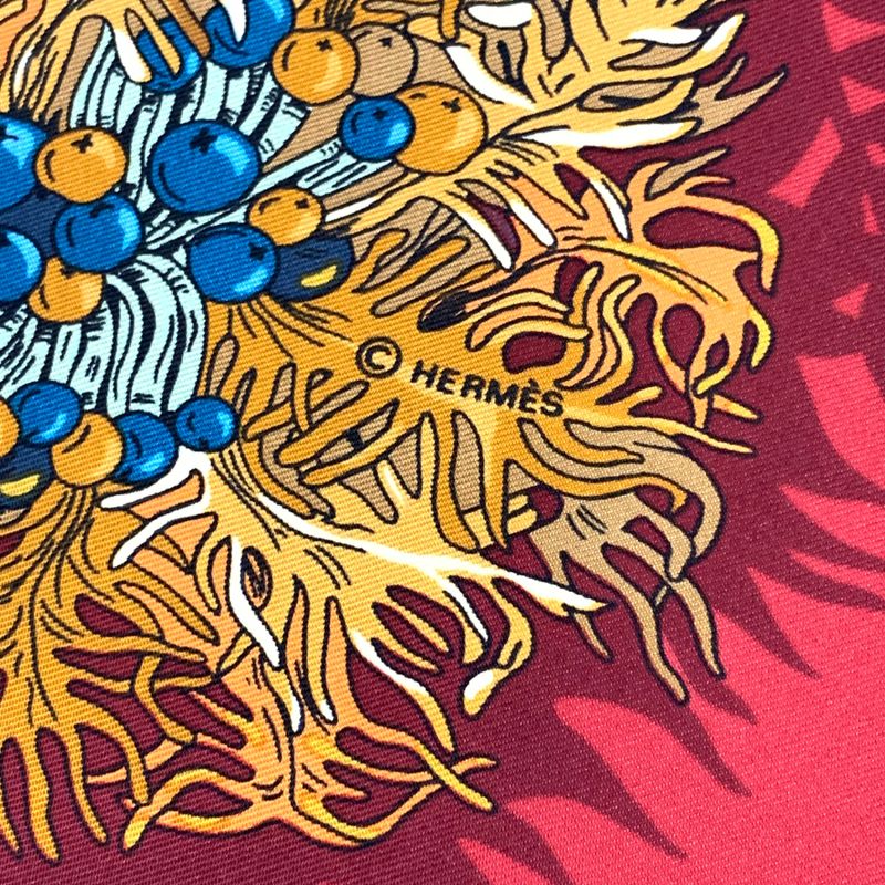 Hermes Scarf Silk L'ile Deserte Human Island Carre 90 Red