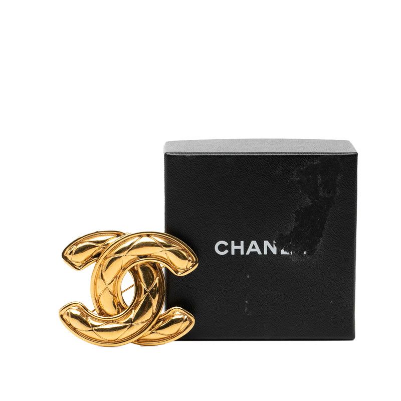 Chanel Quilted CC Logo Vintage Brooch Gold Plated
