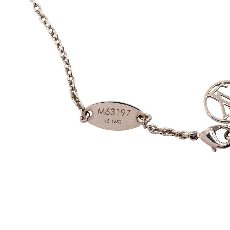 Louis Vuitton Necklace Essential Silver Metal