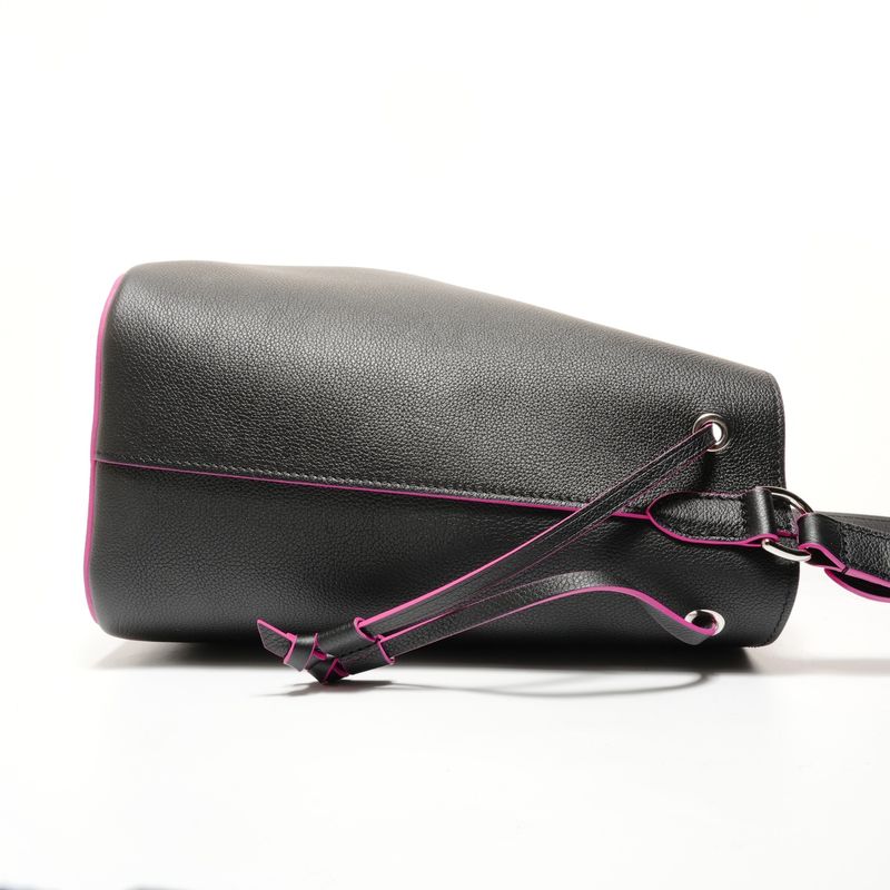 Louis Vuitton Shoulder Bag Lockme Bucket