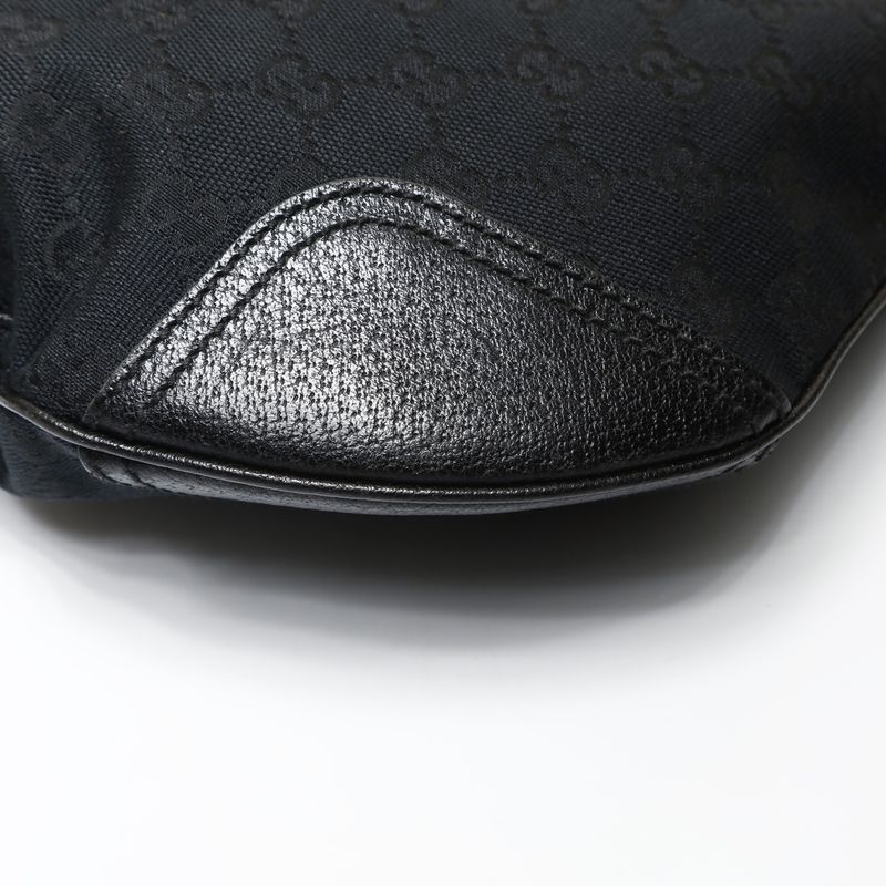 Gucci Shoulder Bag GG Canvas