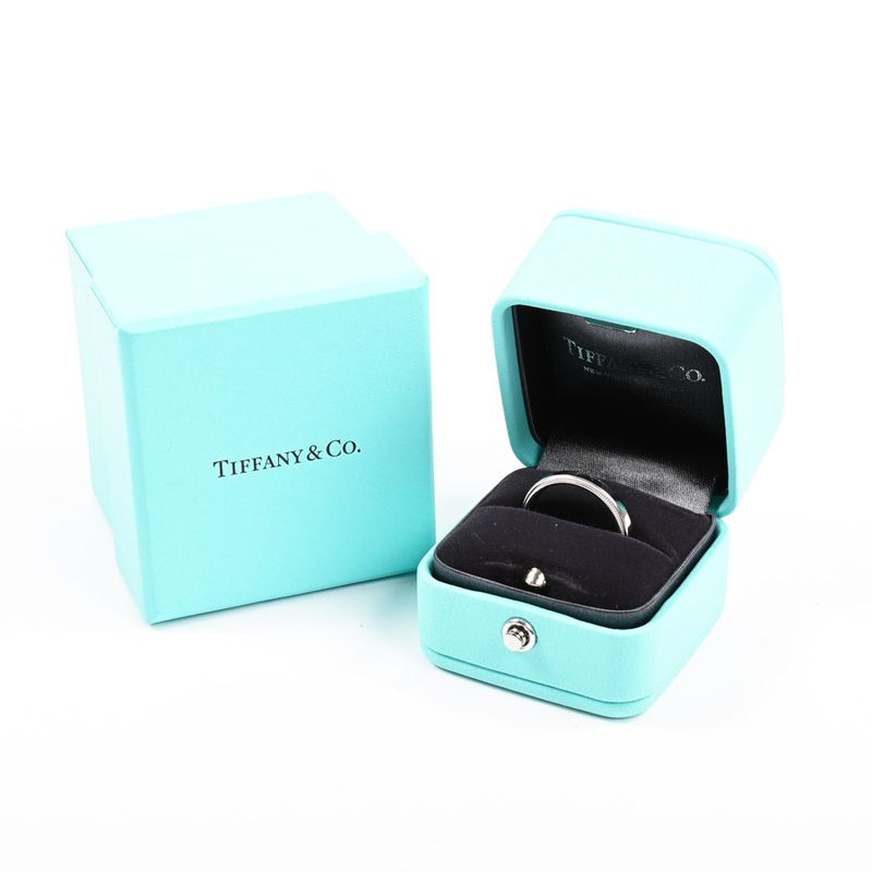 Tiffany & Co. Ring Milgrain