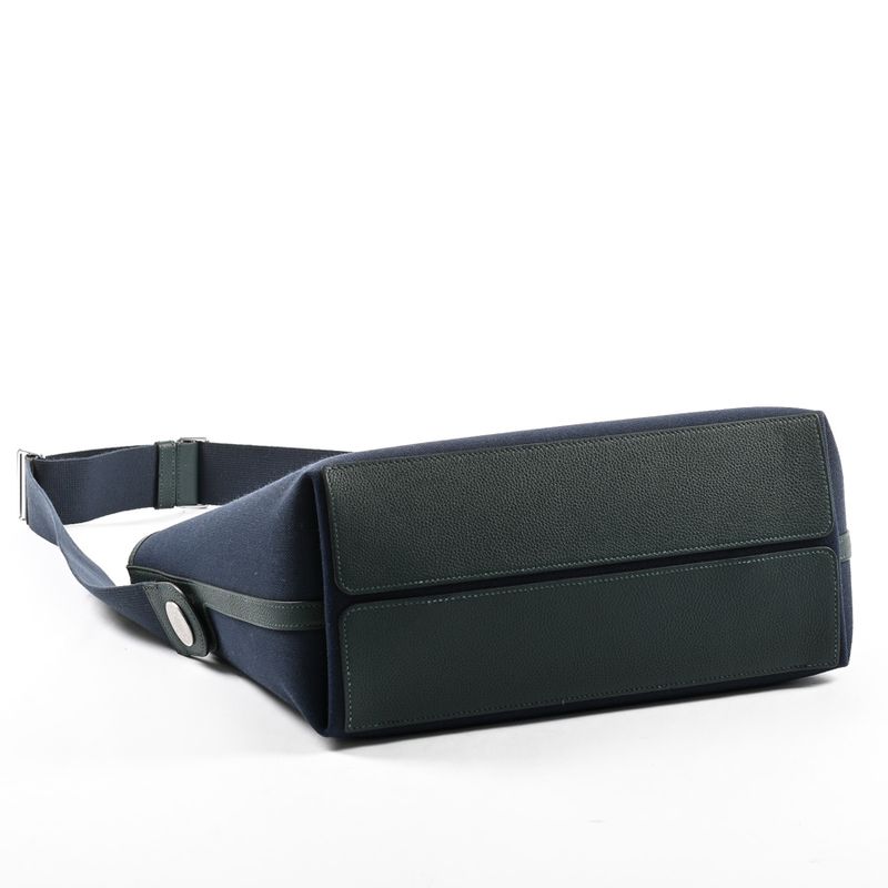 Hermes Shoulder Bag Blue Marine Veil