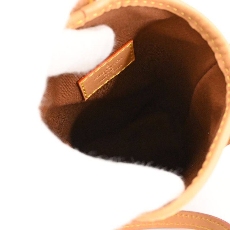 Louis Vuitton Shoulder Bag Fold Me Pouch