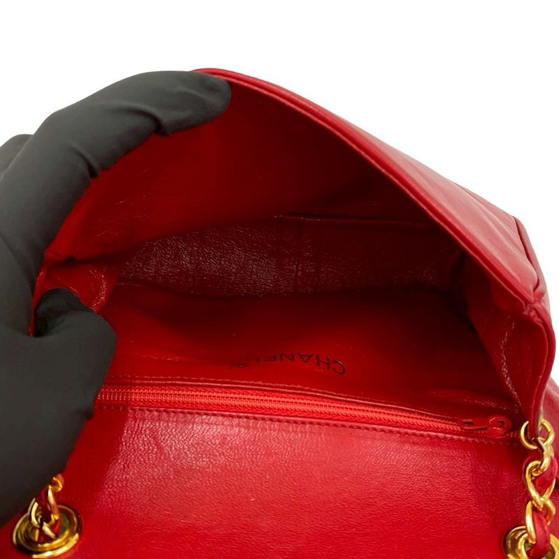 Chanel Card Seal 0 CC Logo Lambskin Chain Mini Shoulder Bag