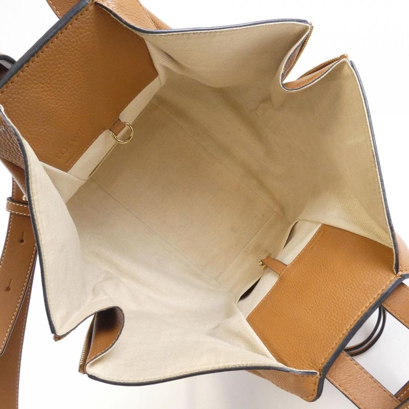 Loewe Hammock Small 387 Shoulder Bag Light Caramel