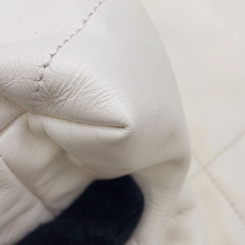 Chanel Backpack 22 Large Leather White