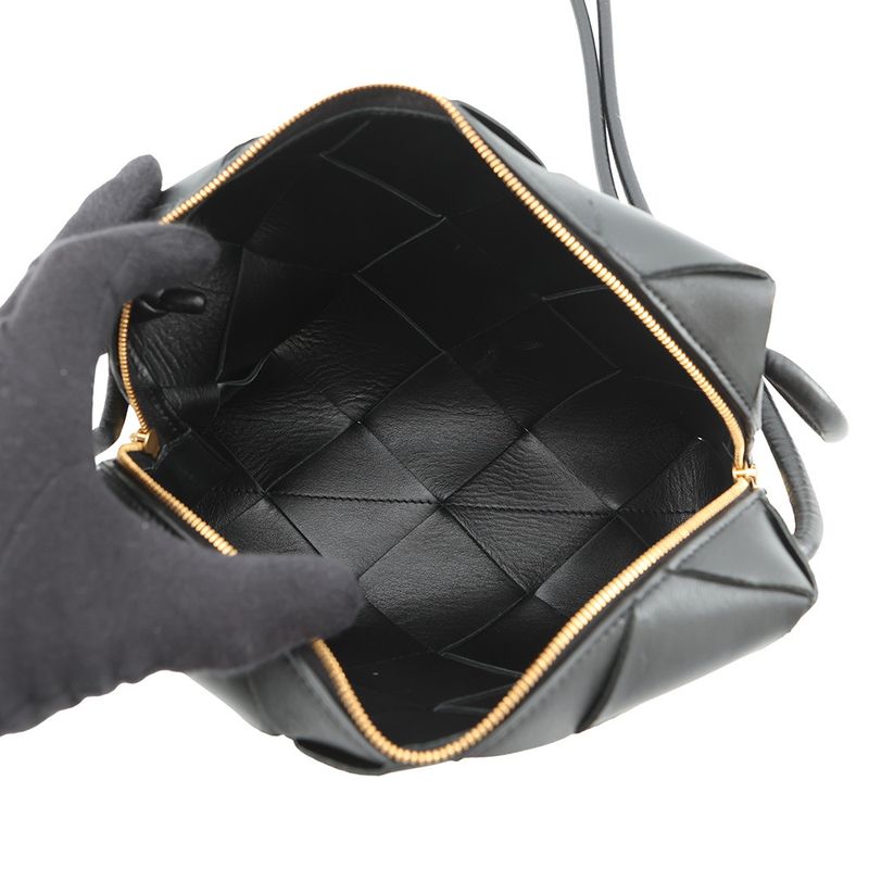 Bottega Veneta Shoulder Bag Intrecciato Small Cassette Lambskin