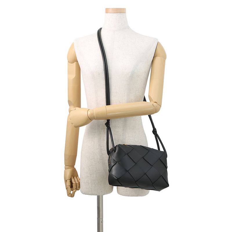 Bottega Veneta Shoulder Bag Intrecciato Small Cassette Lambskin