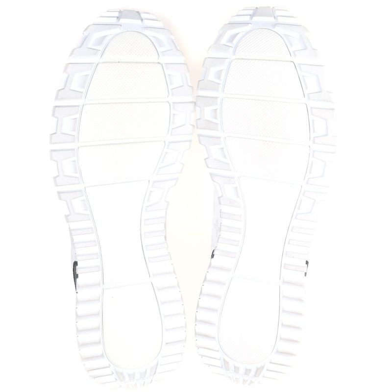 Louis Vuitton Run Away Sneakers Monogram Low Cut Black White