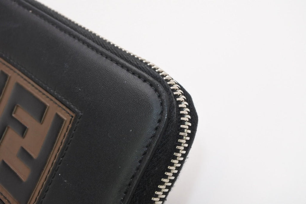 Fendi FF Logo Round Zip Wallet Leather Black Brown Silver — view 4