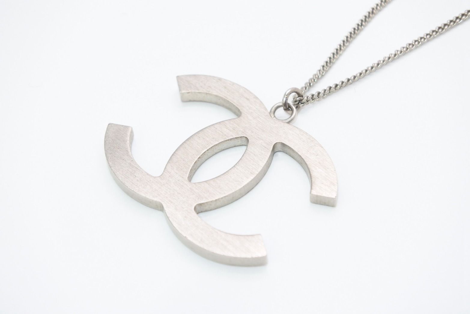 Chanel CC Logo Necklace 01 Rhinestone Metal — view 5