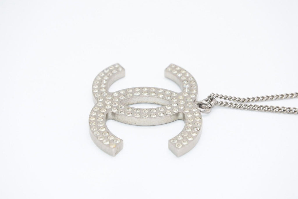 Chanel CC Logo Necklace 01 Rhinestone Metal — view 3