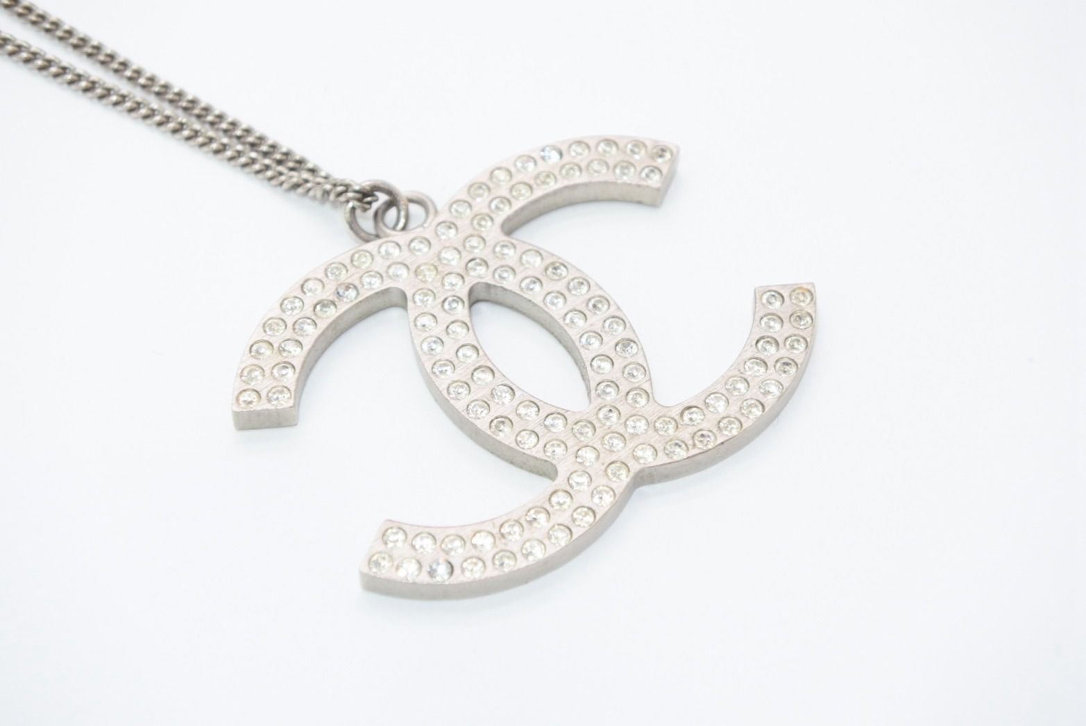 Chanel CC Logo Necklace 01 Rhinestone Metal — view 4