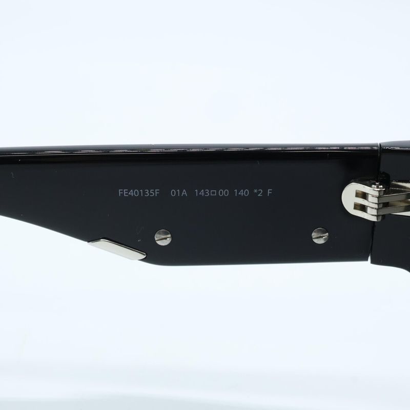 Fendi First Cat Eye Frame 143 00 ) Black