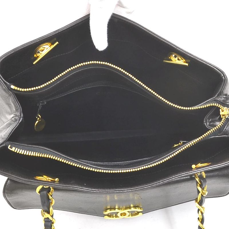 Chanel Shoulder Bag Leather Ation, Scuff