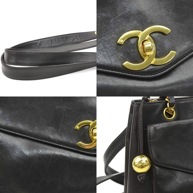 Chanel Shoulder Bag Leather Ation, Scuff