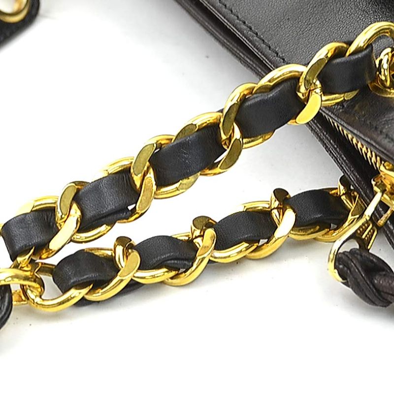 Chanel Shoulder Bag Leather Ation, Scuff