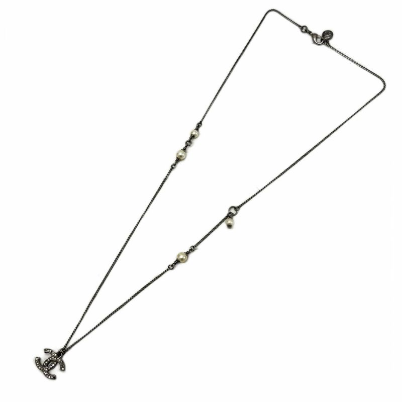 Chanel CC Logo Necklace Faux Pearl Chain Pendant Rhinestone Bijou Silver S Wy