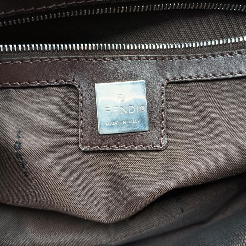 Fendi Mamma Bucket Blue Denim Jeans