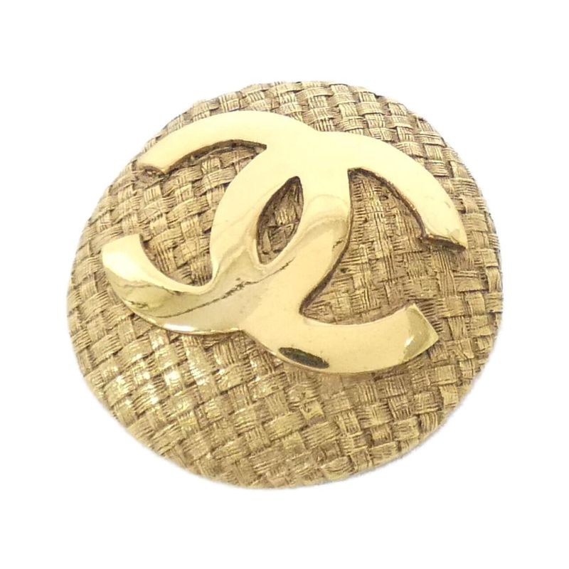 Chanel Vintage Brooch Gold