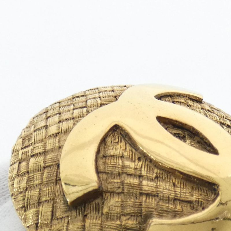 Chanel Vintage Brooch Gold