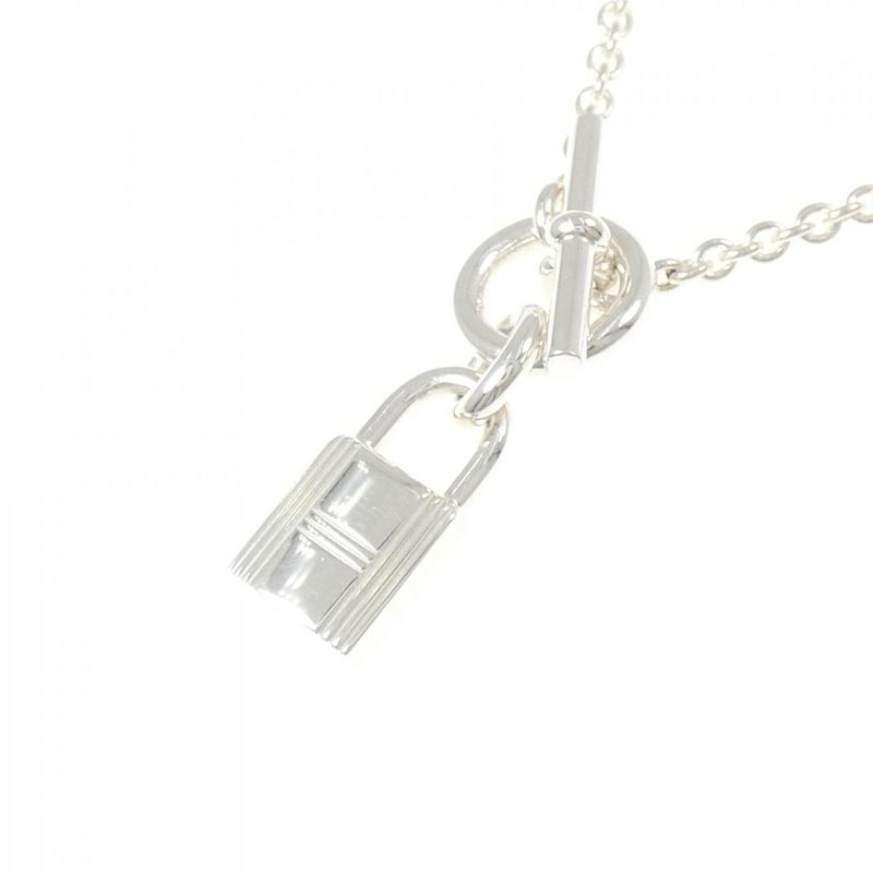 Hermes Amulet Cadena Necklace