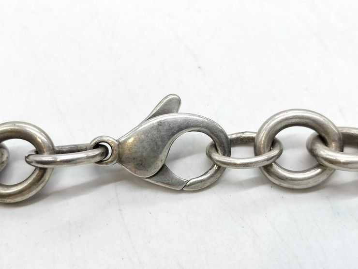 Tiffany & Co. Necklace Return to Silver