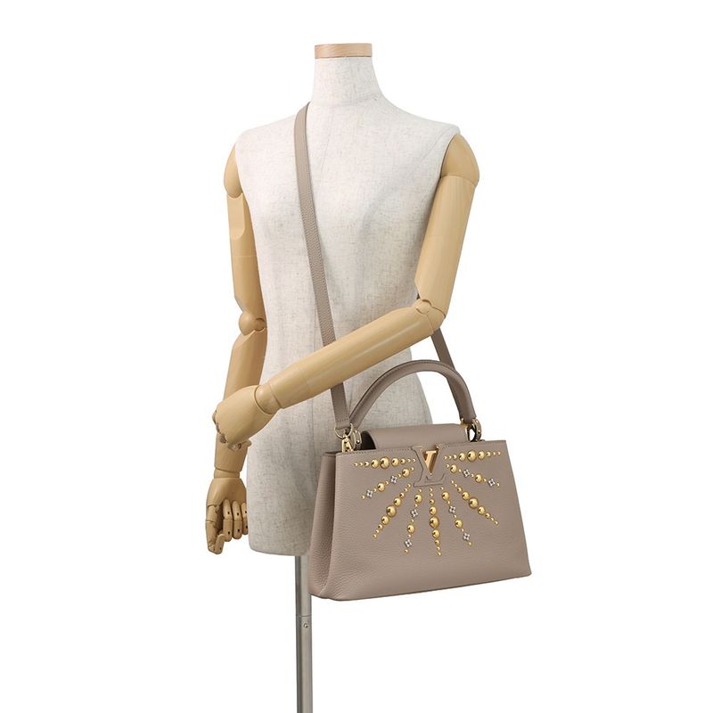 Louis Vuitton Leather Capucines MM 2-Way Shoulder Bag Gale