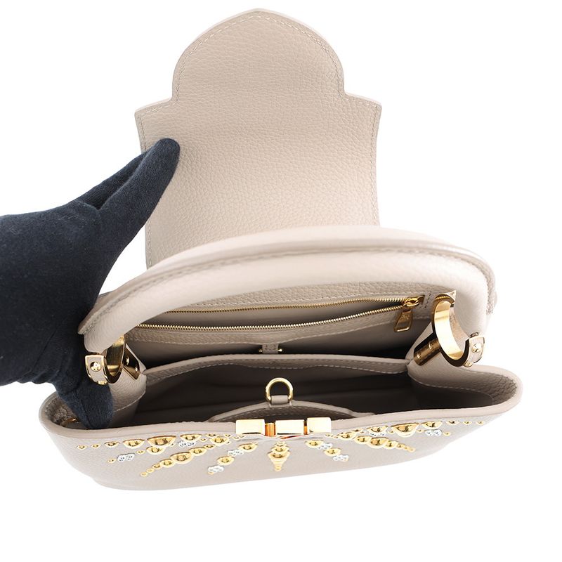 Louis Vuitton Leather Capucines MM 2-Way Shoulder Bag Gale