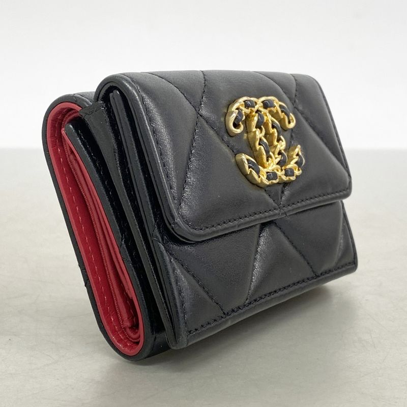 Chanel Trifold Wallet 19 Lambskin Black Gold