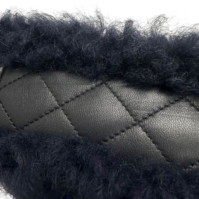 Chanel Shearling Lambskin Gold CC Logo Quilted Chain Shoulder Bag Navy