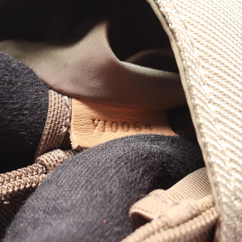 Louis Vuitton Shoulder Bag Messager Sable Leather Gray Sable