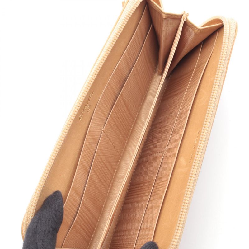 Chanel Round Wallet CC Logo Beige Calf Long