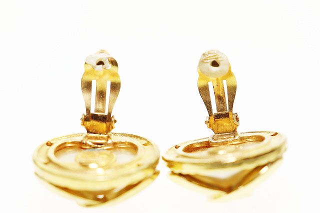 Chanel Vintage Faux Pearl CC Logo Earrings Gold Aa