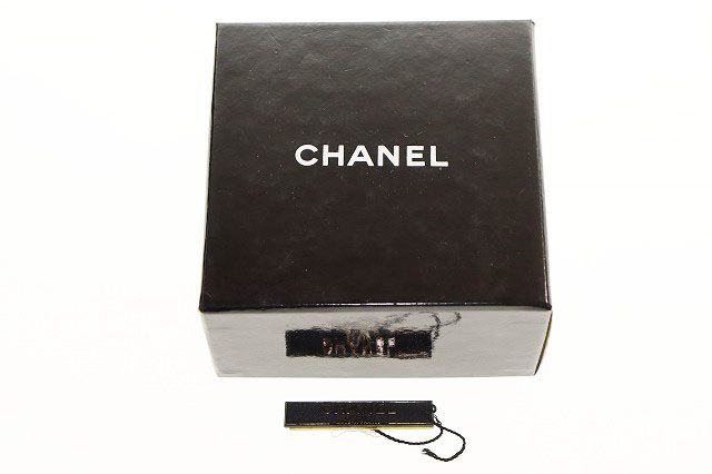 Chanel Camellia Earrings Flower Motif Vintage White Gold Aa
