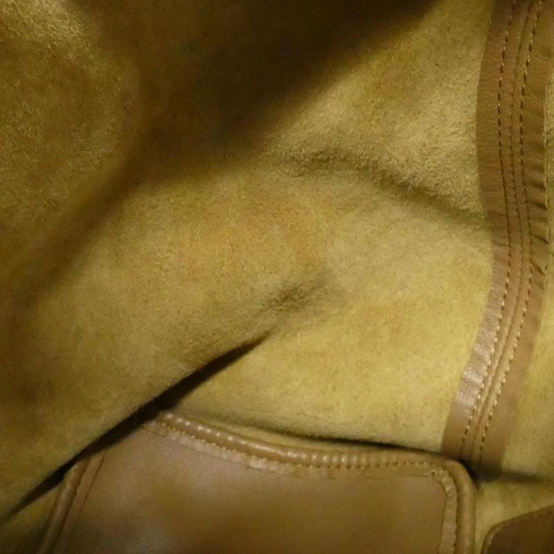 Loewe Squeeze Small A914nchx01 Shoulder Bag