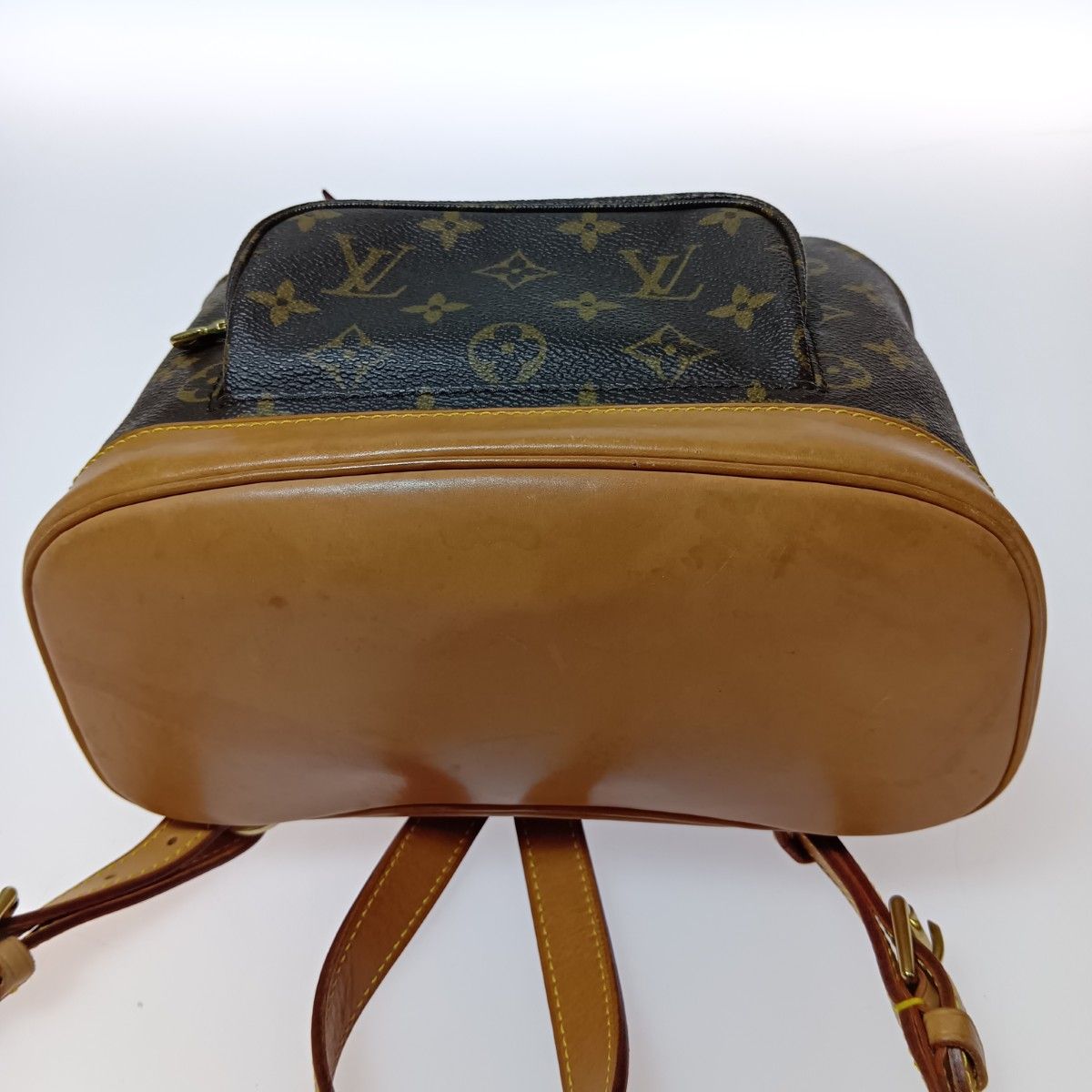 Louis Vuitton Monogram Montsouris Middle Backpack Brown — view 4