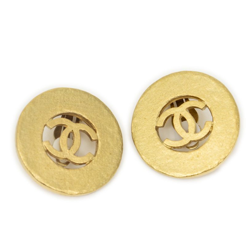 Chanel CC Logo Round Clip Type Earrings Gold Plated