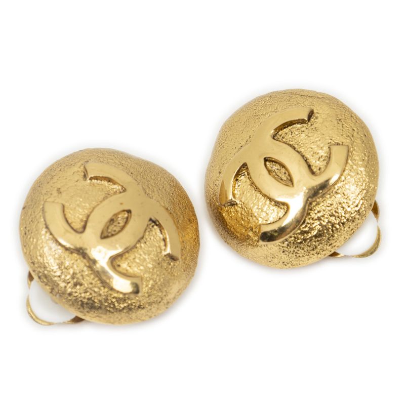 Chanel CC Logo Round Clip Type Earrings Gold Plated