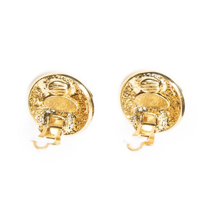 Chanel CC Logo Round Clip Type Earrings Gold Plated