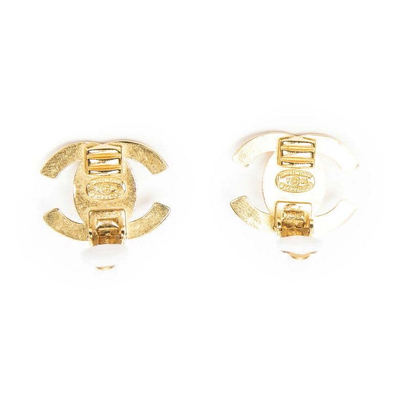 Chanel CC Turnlock Clip on Earrings Gold Plated