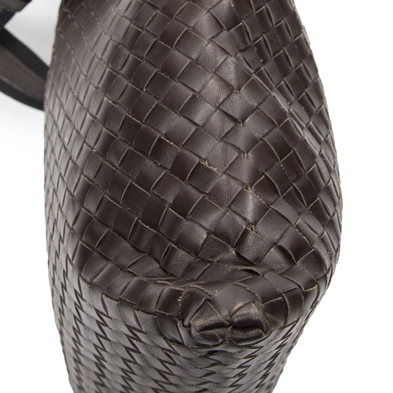 Bottega Veneta Flat Messenger Dark Brown Intrecciato Leather