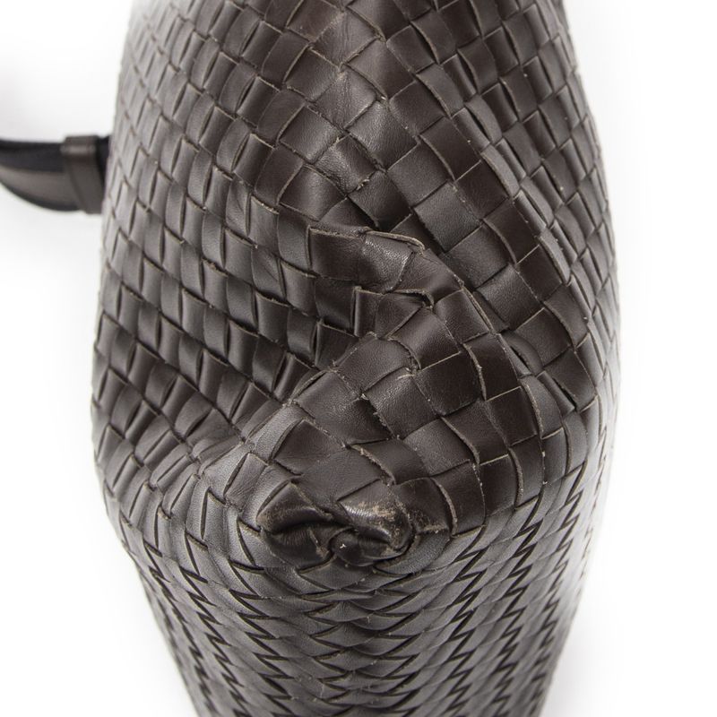 Bottega Veneta Flat Messenger Dark Brown Intrecciato Leather